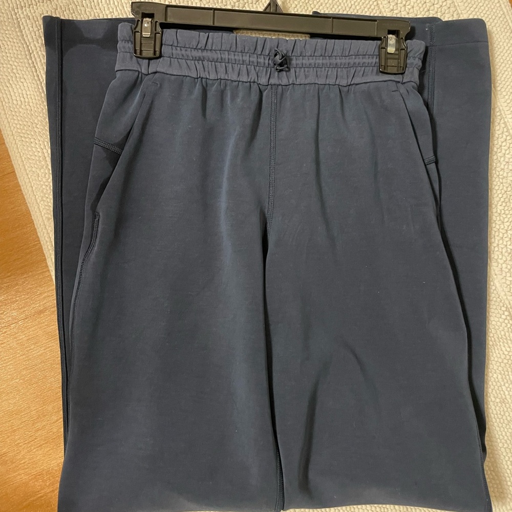 Lululemon soft streme full length pants